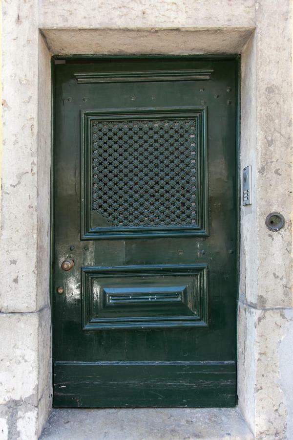 Brand New!!! Trendy Design Flat - Heart Of Chiado Apartment Lissabon